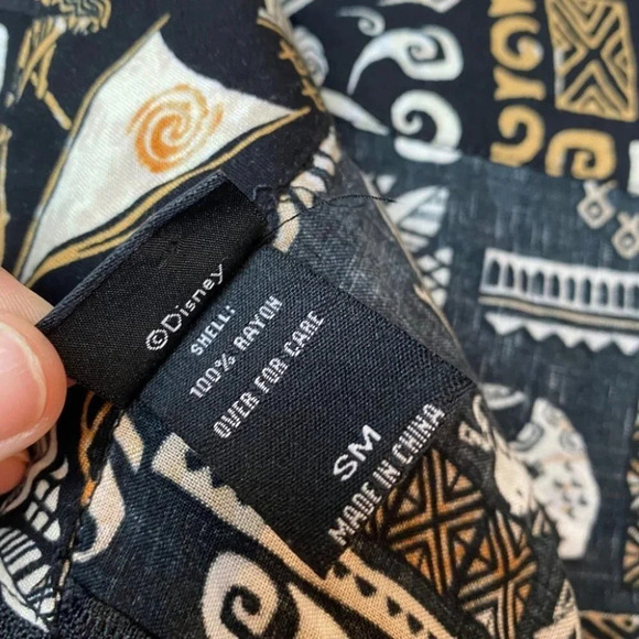 Disney’s Moana Wrap Skirt Size  Small - Picture 9 of 9